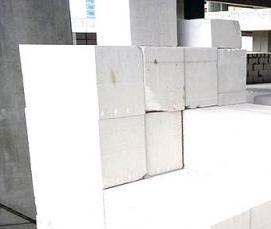 Пластиковые блоки для строительства - вариант 1