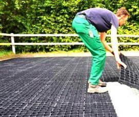 Пластиковые газонные решетки для парковки - вариант 3