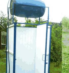 Пластиковый бак для душа на дачу - модель 1