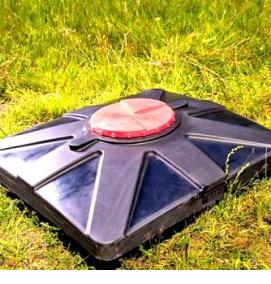 Пластиковый бак для душа на дачу - модель 2