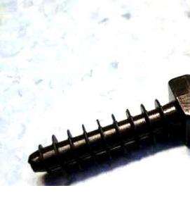 Пластмассовый дюбель для крепления - модель 3