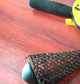 Плавающая кормушка для рыбалки - тип 2