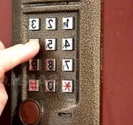 Подъездные домофоны - модель 3