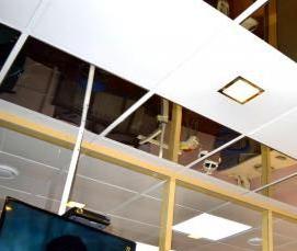 Подвесной потолок 600х600 мм металлический - вариант 4