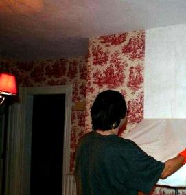 Поклейка флизелиновых метровых обоев - модель 4