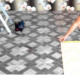 Поклейка флизелиновых метровых обоев - модель 3