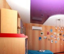 Потолок натяжной глянцевый сиреневый - модель 3