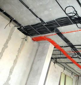 Прокладка кабеля по потолку без гофры - тип 2