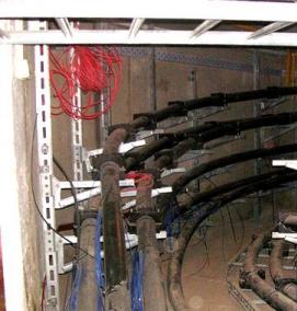 Прокладка кабеля по забору - вариант 1