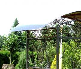 Простые беседки из поликарбоната - модель 2