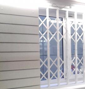 раздвижные металлические решетки на окна - модель 2