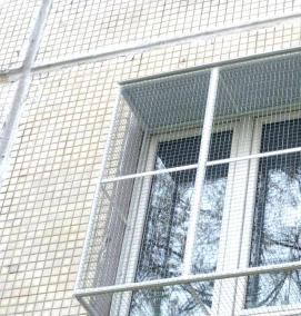 решетка антикошка на пластиковые окна - тип 1