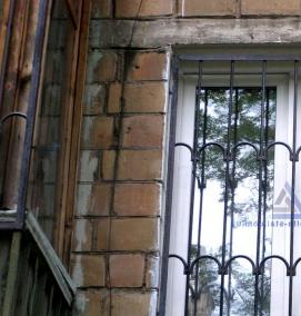 решетки на окна из полосы - модель 1