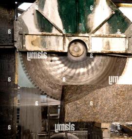 резка гранита - вариант 1