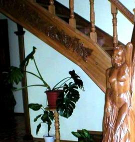 резные балясины из дерева - модель 2