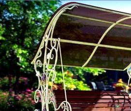 садовые качели с элементами художественной ковки - модель 3