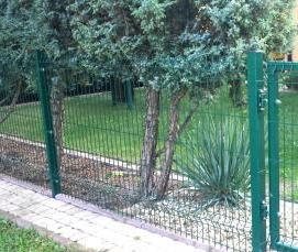 сетка сварная рулонная для забора - модель 1