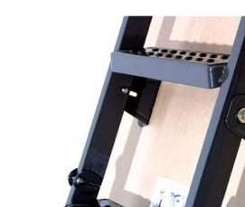 складная металлическая лестница - модель 1