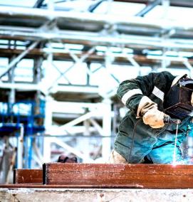 сварочные работы на открытом воздухе - вариант 2