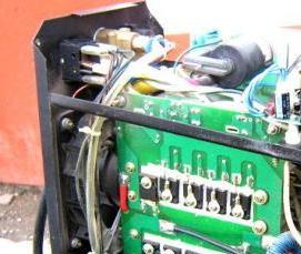 сварочные работы в дождь - вариант 4