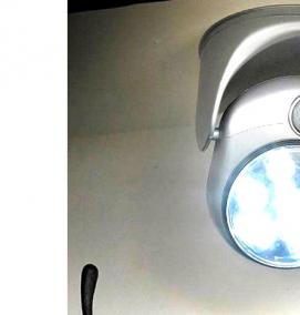 светильник потолочный на батарейках с датчиком движения - модель 2