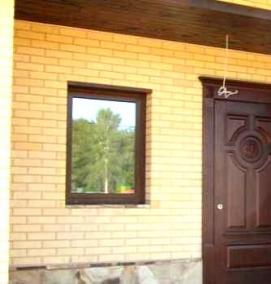 теплая деревянная входная дверь - вариант 1