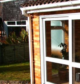 теплая входная дверь со стеклом - вариант 1