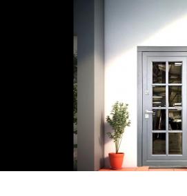 теплая входная дверь со стеклом - вариант 2