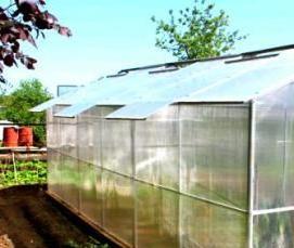 теплица домиком с открывающейся крышей - вариант 1