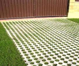 тротуарная плитка с отверстиями для травы - вариант 4