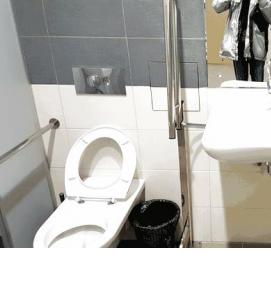 туалетная кабина с унитазом и бачком - вариант 2