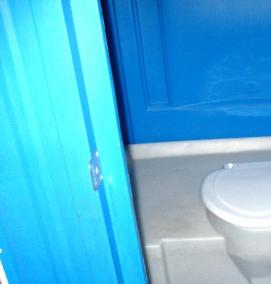 туалетная кабина с унитазом - вариант 3