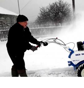 уборка снега мотоблоком - модель 2