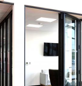 угловые раздвижные двери - тип 1