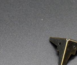 уголки металлические маленькие - вариант 3