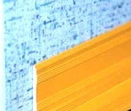 уголок металлический 20х20 мм - модель 1