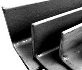 уголок металлический 300х300 мм - модель 2