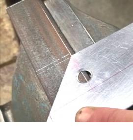 уголок металлический 90 градусов - модель 3