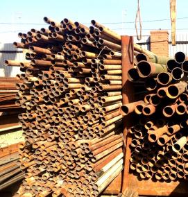 уголок металлический б/у - вариант 4