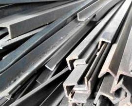 уголок металлический черный - модель 2