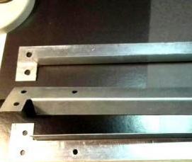 уголок металлический для крепления полок - модель 2