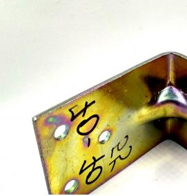 уголок металлический с декоративной накладкой - тип 2