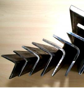 уголок водопроводный металлический - модель 4