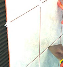 укладка керамической плитки на стену - модель 2