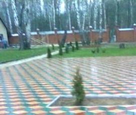 укладка квадратной тротуарной плитки - вариант 3