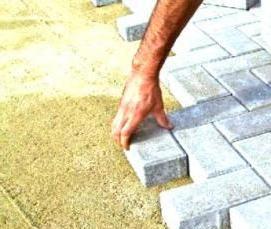укладка тротуарной плитки 10 на 20 - вариант 3