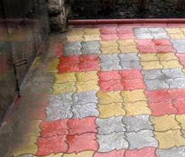 укладка тротуарной плитки в гараже - модель 2