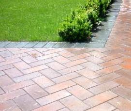 укладка тротуарной плитки во дворе - тип 4