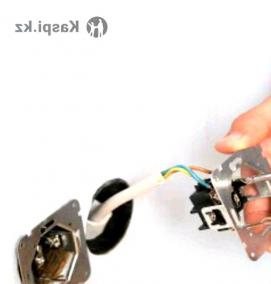 установка двойной наружной розетки - модель 3