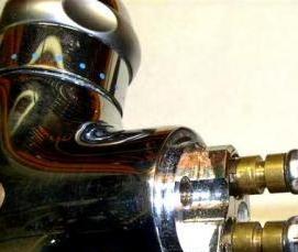 установка гибкой подводки для смесителя - тип 4